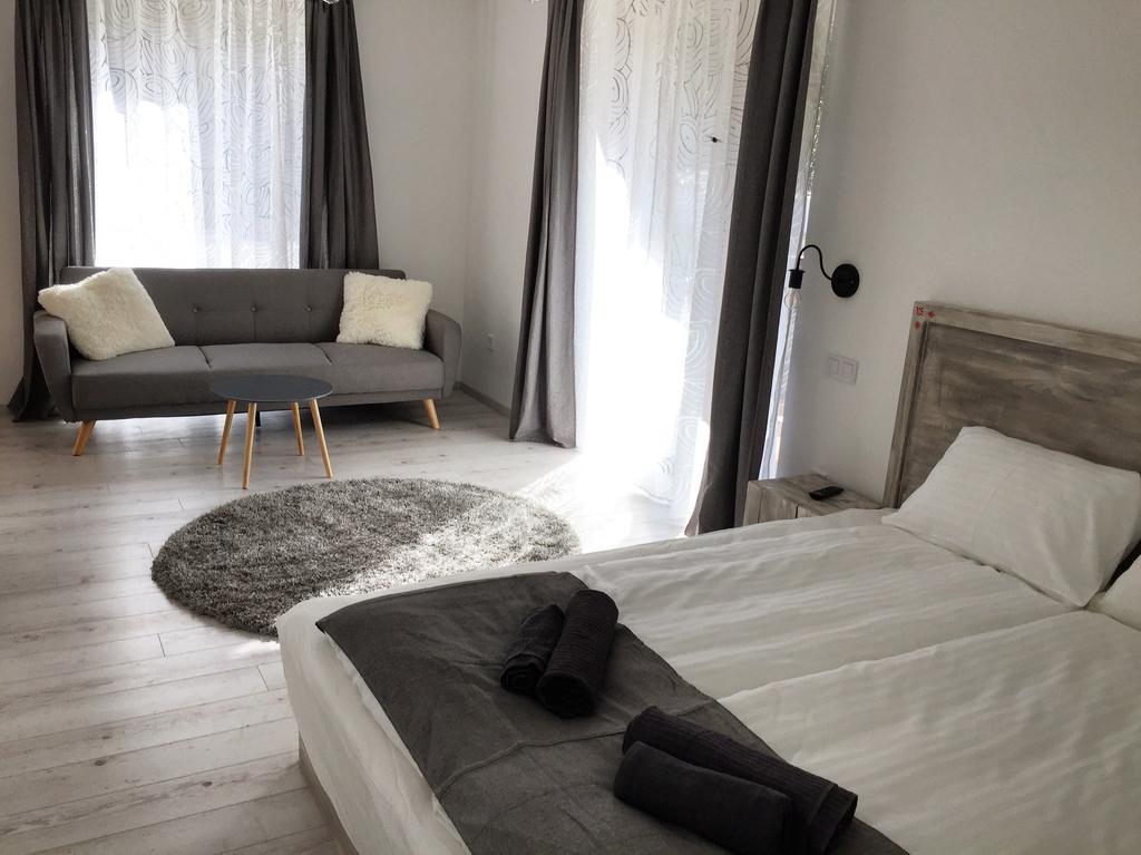 A Haz Hotell Miskolc Exteriör bild