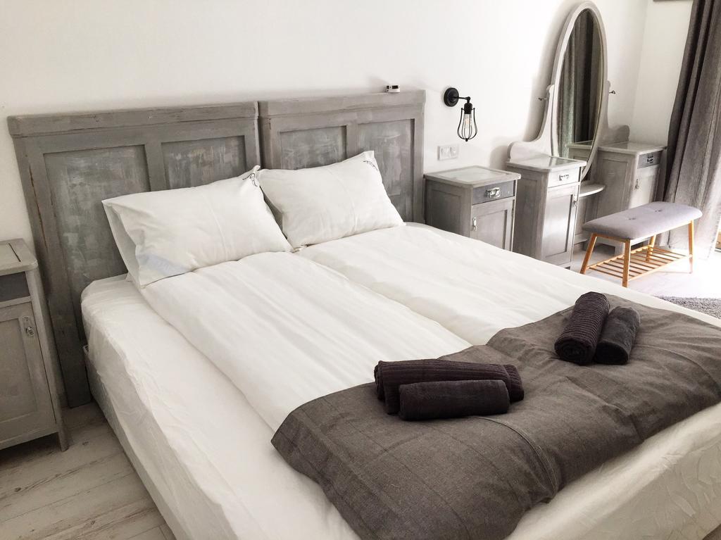 A Haz Hotell Miskolc Exteriör bild