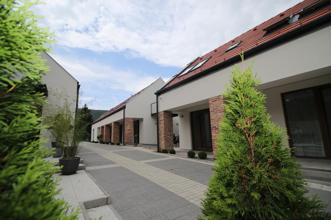 A Haz Hotell Miskolc Exteriör bild